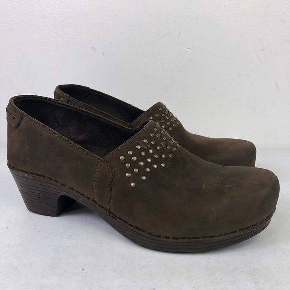 Dansko 9307787800 Brown Suede Round Toe Studded Slip On Womens Clogs Sz 38 - Picture 7 of 9